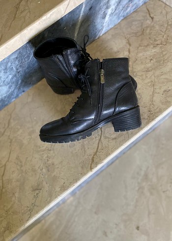Venüs Venüs Siyah Hakiki Deri Kadın Topuklu Bot