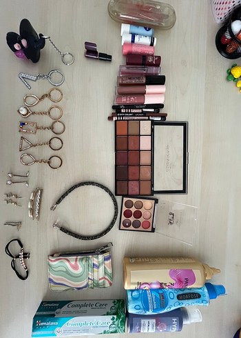 Maybelline ürünü