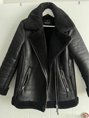 Stradivarius Stradivarius kürklü mont