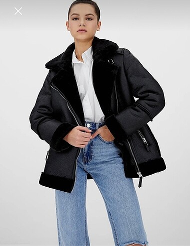 Stradivarius kürklü mont