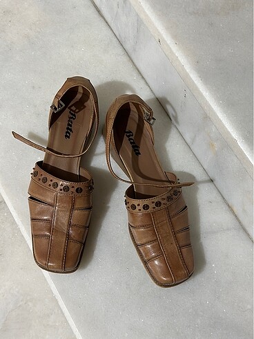 İthal İtalyan Gerçek Deri Vintage Bata Sandalet