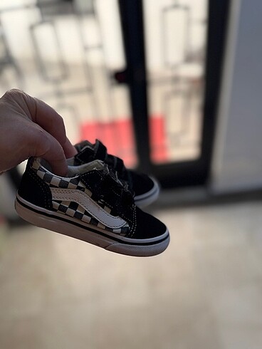 24 Beden siyah Renk Vans ayakkabı