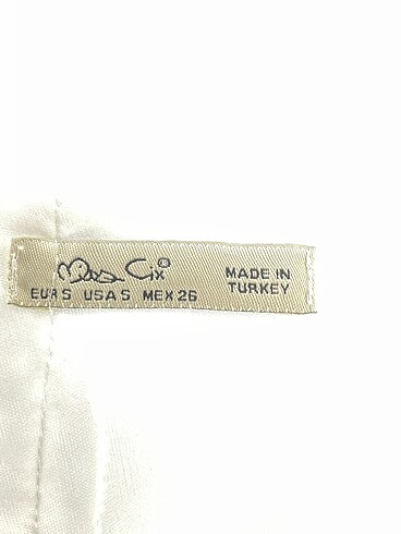 s Beden beyaz Renk PreLoved Kısa Elbise %70 İndirimli.