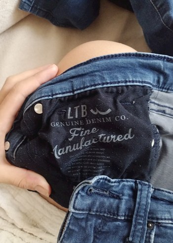27 Beden lacivert Renk Lacivert Midi Kadın Kot Pantolon