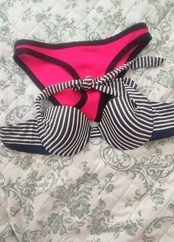s Beden Bikini