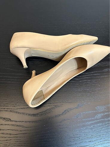 40 Beden Ten rengi stiletto