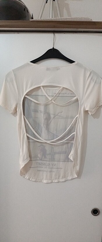 Diğer Sırtı İpli T-shirt