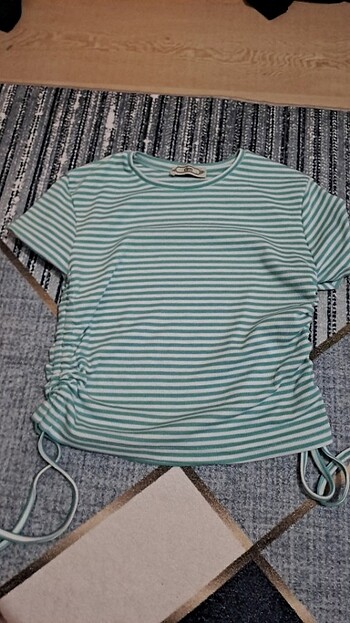 Yanı bağlamalı tshirt