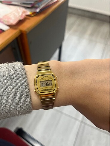 Beden Casio gold saat