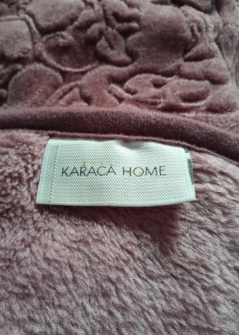 Mor Kabartmalı Yatak Örtüsü - Görsel 3