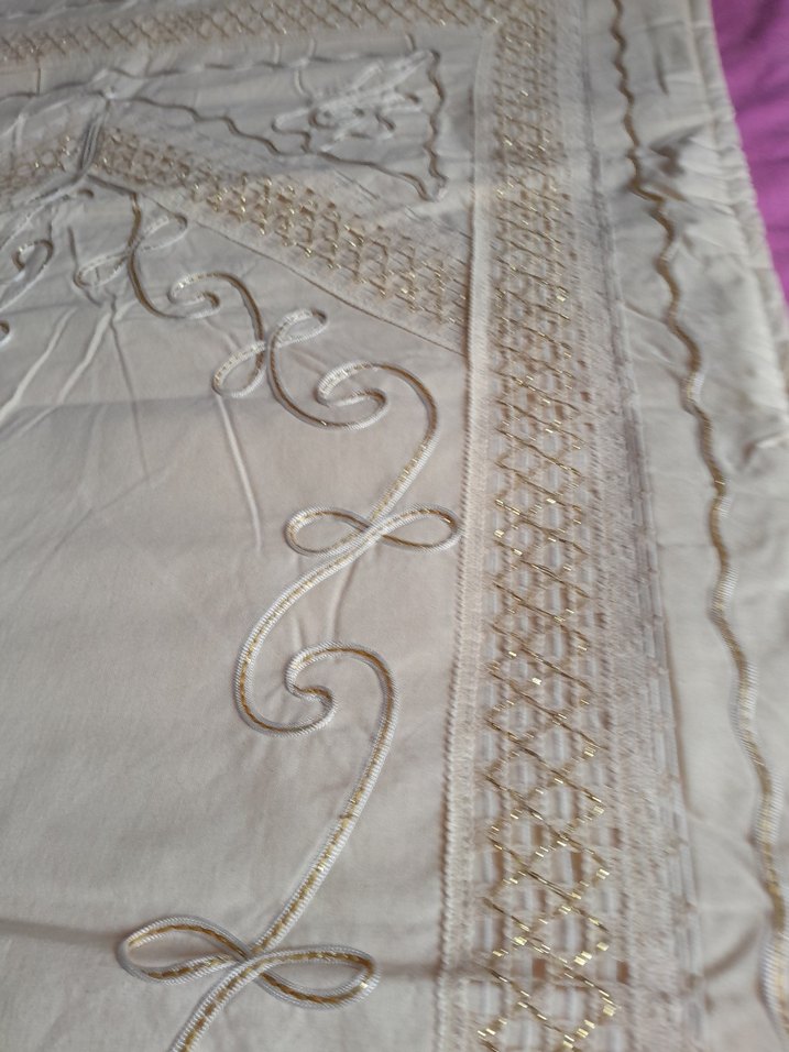 hazır  nakışlı  seccade - Görsel 4