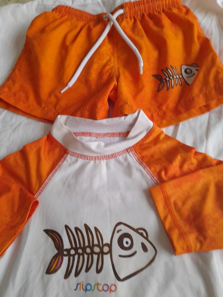 Erkek Çocuk Renkli Baskılı Kısa Kollu Mayo Takımı - Görsel 2