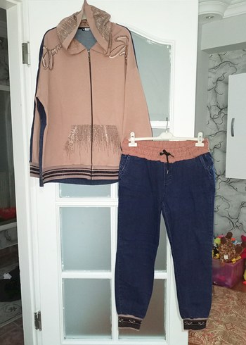 Pembe Triko Detaylı Kadın Denim Eşofman Takımı