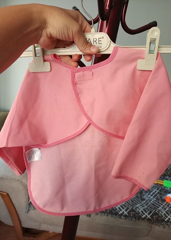 Pembe Baskılı Bebek Önlüğü - Görsel 2