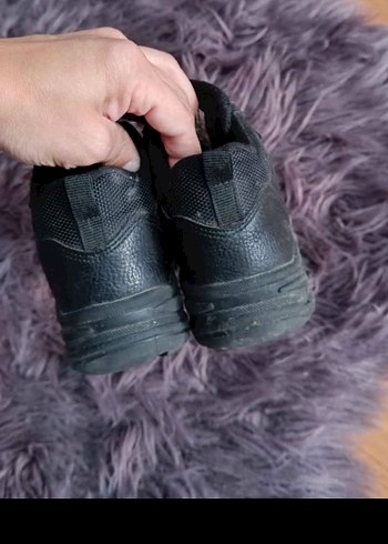 27 Beden siyah Renk Erkek Çocuk Siyah Punk Tarzı Spor Ayakkabı