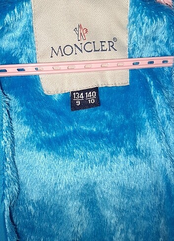 9 Yaş Beden Moncler mont