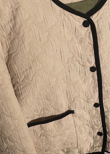 Zara Düğmeli Ekru Kadın Ceket