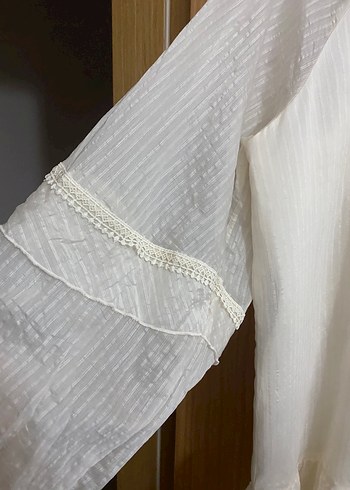 Beyaz Pileli Nakışlı Şifon elbise - Görsel 6