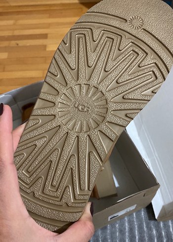40 Beden kahverengi Renk UGG Taba Süet Ayakkabı