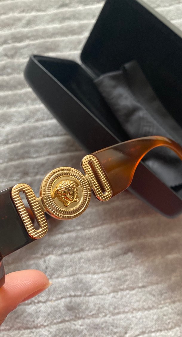 Versace Altın Tokalı Kadın Gözlüğü - Görsel 5