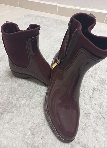 38 Beden bordo Renk Tommy Hilfiger Yağmurluk Çizme