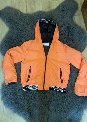 Calvin Klein Canli Turuncu Calvin Klein Kapusonlu Sisme Ceket