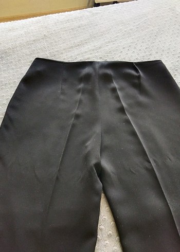 Kadın Siyah Pilili Normal Boy Kumaş Pantolon - Görsel 3