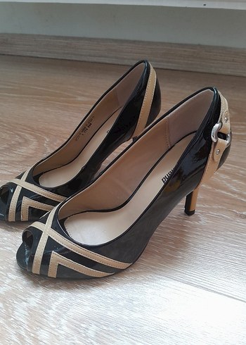Bej Siyah Zebra Desenli Tokalı Stiletto - Görsel 5