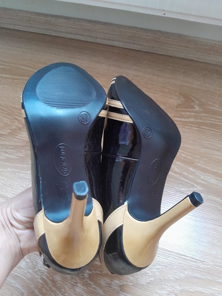 Bej Siyah Zebra Desenli Tokalı Stiletto - Görsel 4