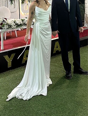 Oleg Cassini Nişan/Nikah elbisesi