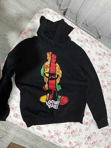 siyah sweatshirt
