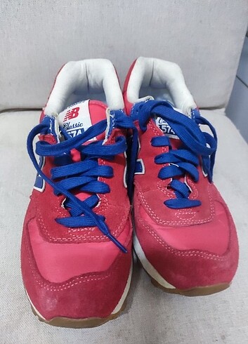 38,5 Beden kırmızı Renk New Balance Spor Ayakkabı