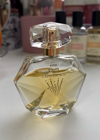 Avon Eve Confidence Kadın Parfümü - Görsel 2