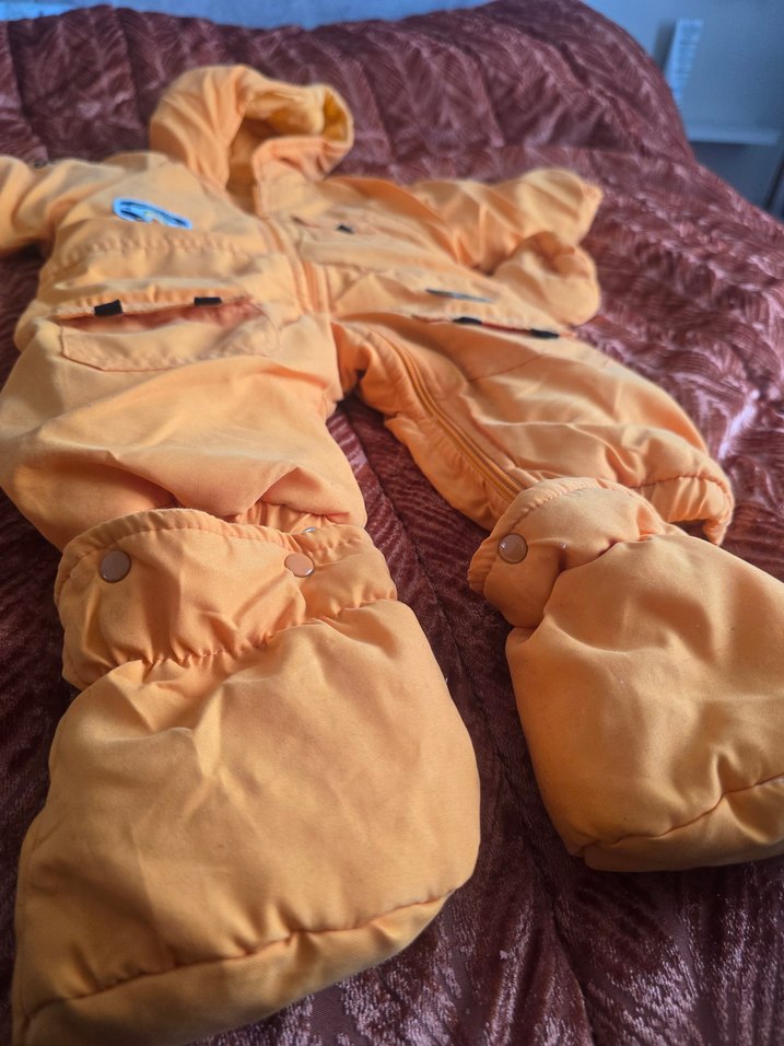 astronot tulum turuncu - Görsel 2