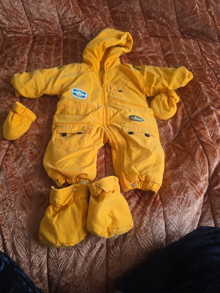 astronot tulum turuncu - Görsel 3