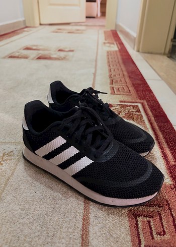Adidas 35,5