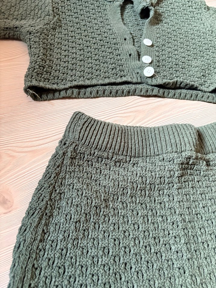 Kadın Yeşil Triko Uzun Etek ve Kısa Kollu Üst Takım - Görsel 2