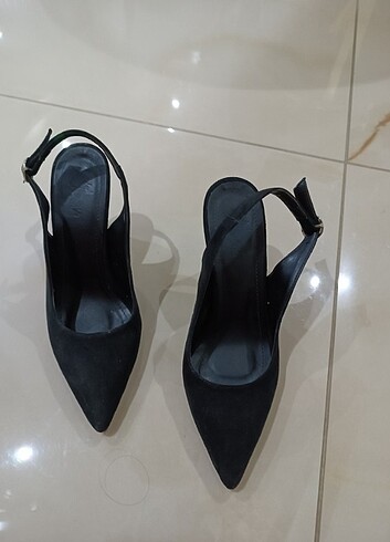 Siyah topuklu stiletto