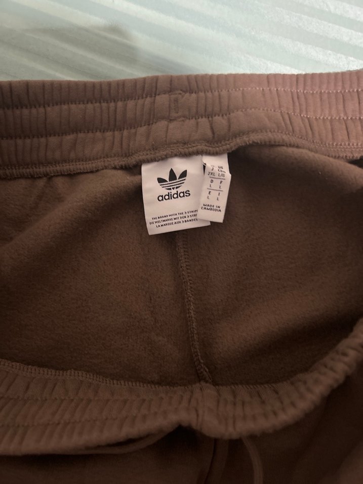 Adidas kargo pantolon - Görsel 3