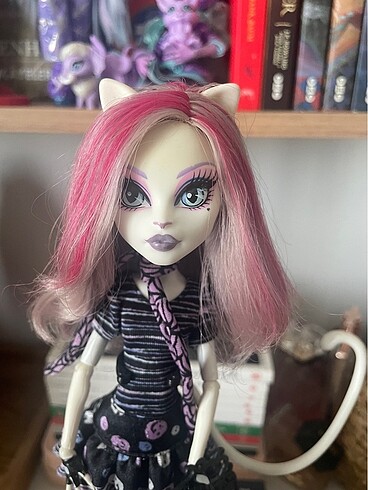 Beden Monster High - Catrine