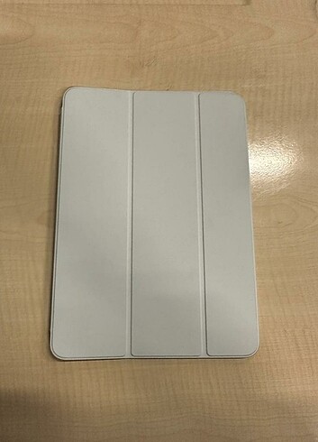 iPad Air 5. Nesil 2022 için Smart Folio Beyaz Renk