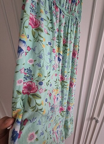 LC Waikiki Elbise ip askılı