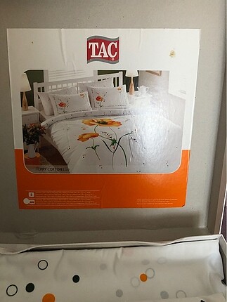 Taç nevresim takımı