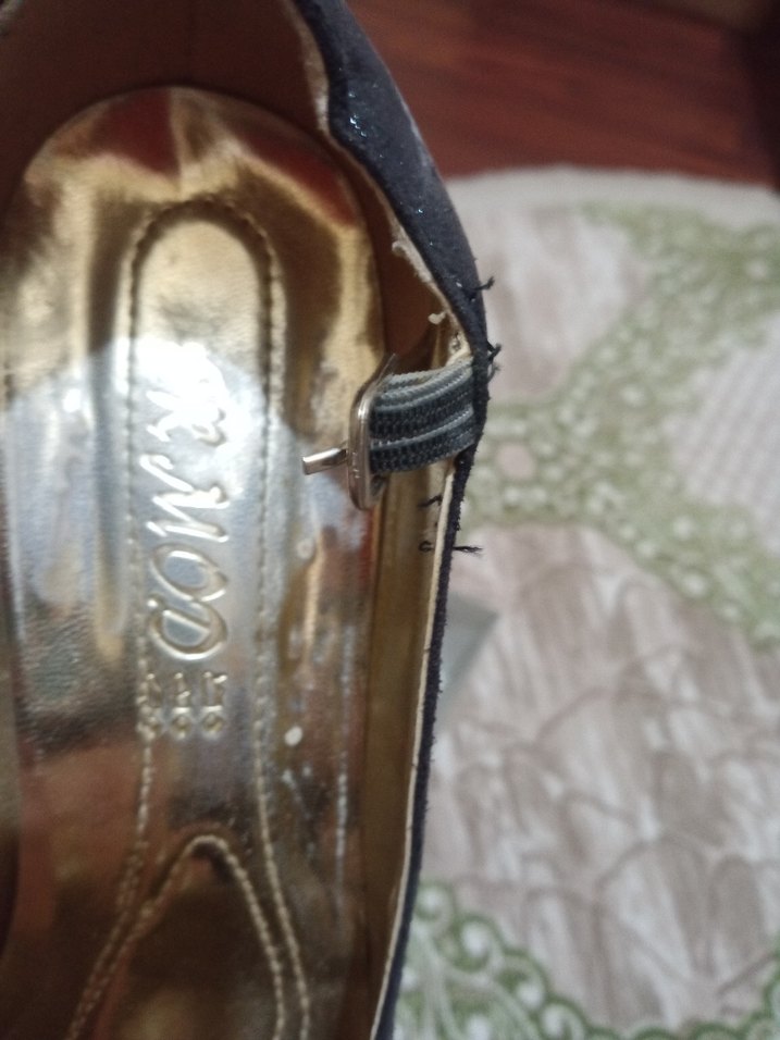 Siyah Süet Tokalı İnce Topuklu Kadın Ayakkabı - Görsel 5