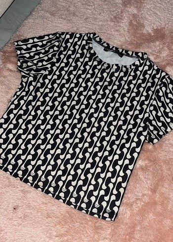 Zara Desenli kadın crop üst