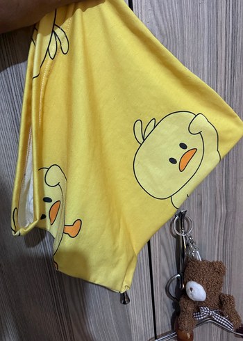 Bir ucu kapalı saç bandı banana civcivli