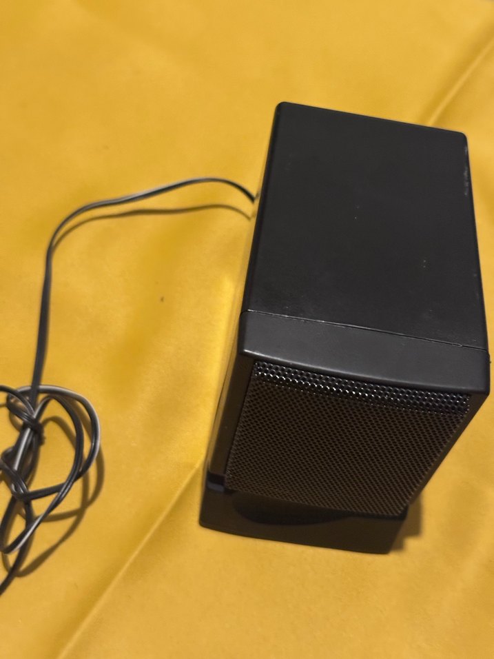 Siyah Renkli Müzik Sistemi Hoparlörü - Görsel 3