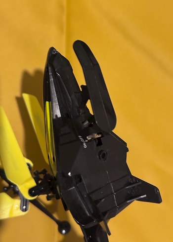 Siyah-Sarı Mini Helikopter ÇALIŞIYOR KUMANDASI YOK - Görsel 2