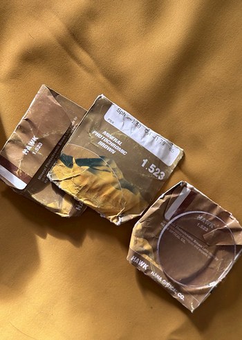 3 adet Bej Optik Lens ve Kutusu - Görsel 4