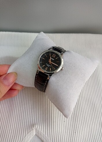 Beden Orjinal Casio bayan saati